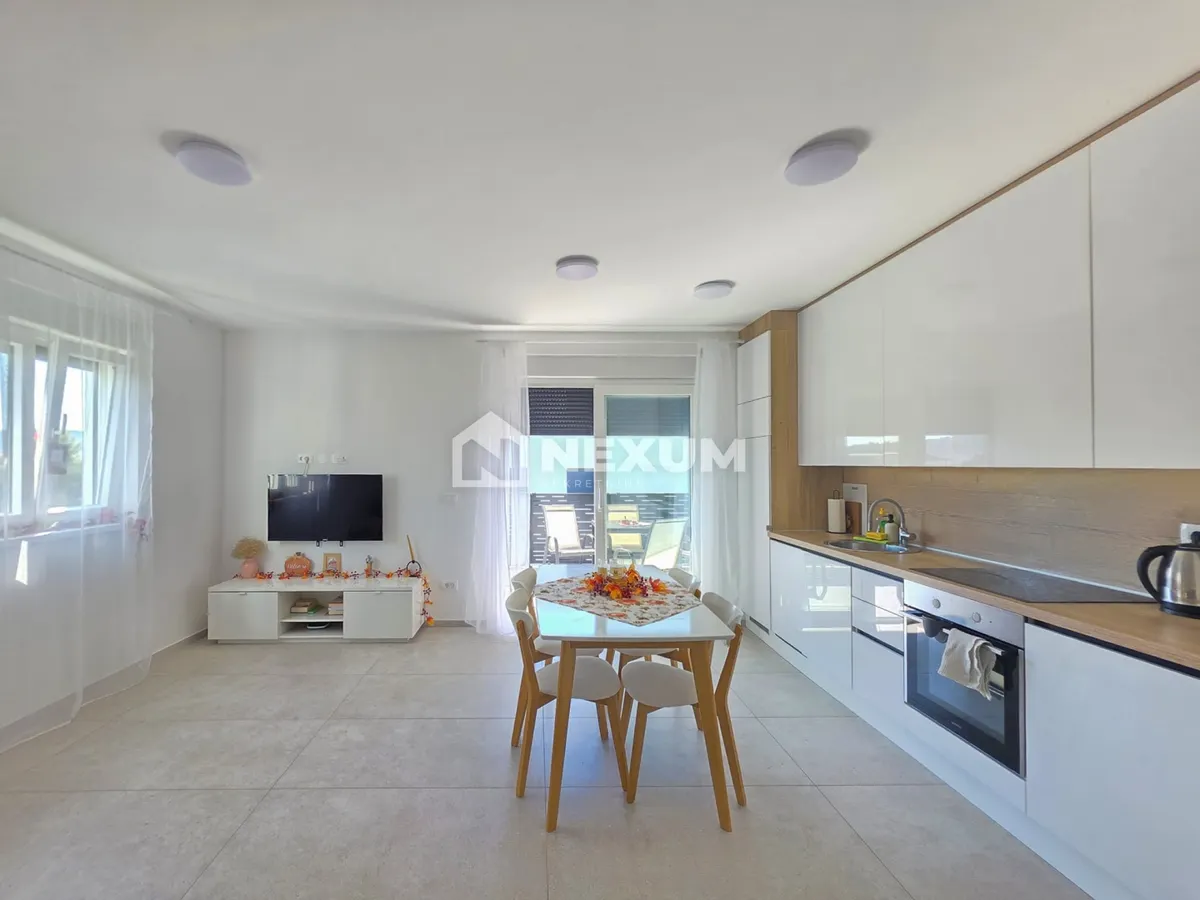 Stan - Trogir, 63m2