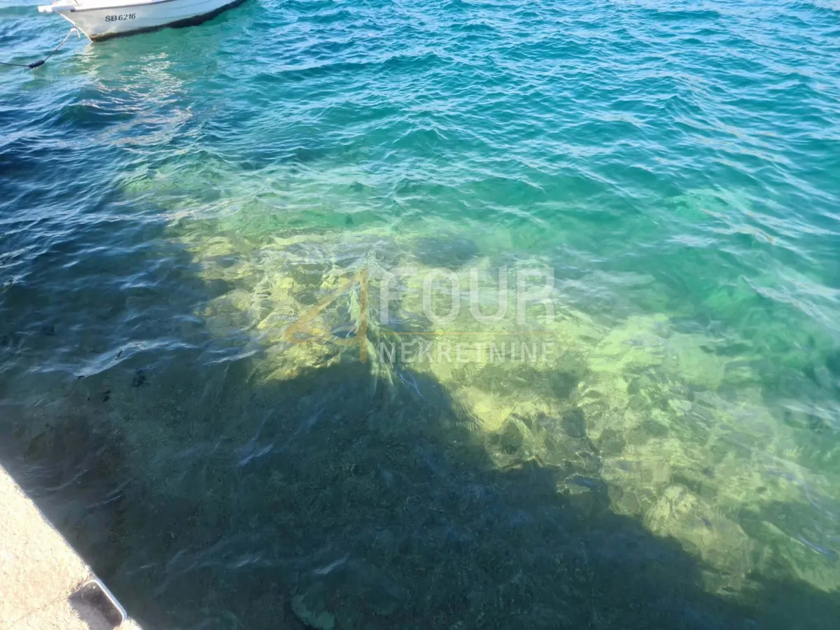 Kuća - Šibenik - Okolica, 114m2