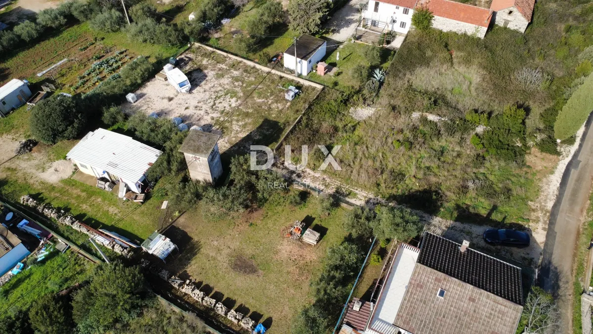 Zemljište - Sukošan, 881m2