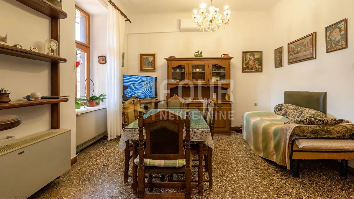 Stan - Pula, 87m2