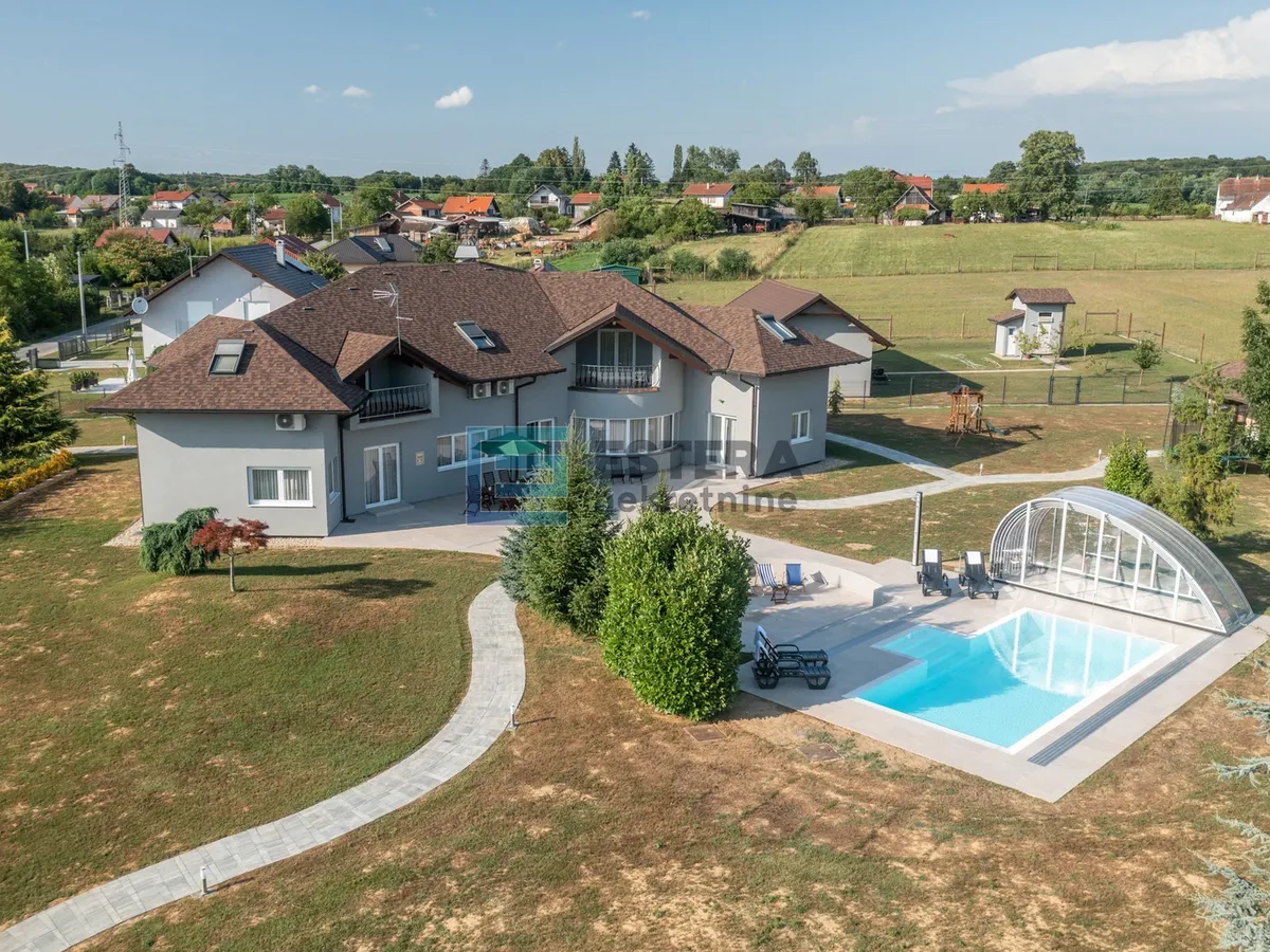 Kuća - Ivanić Grad, 670m2