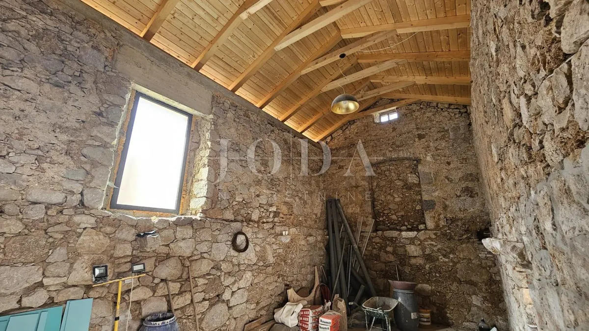 Kuća - Vinodolska Općina, 250m2