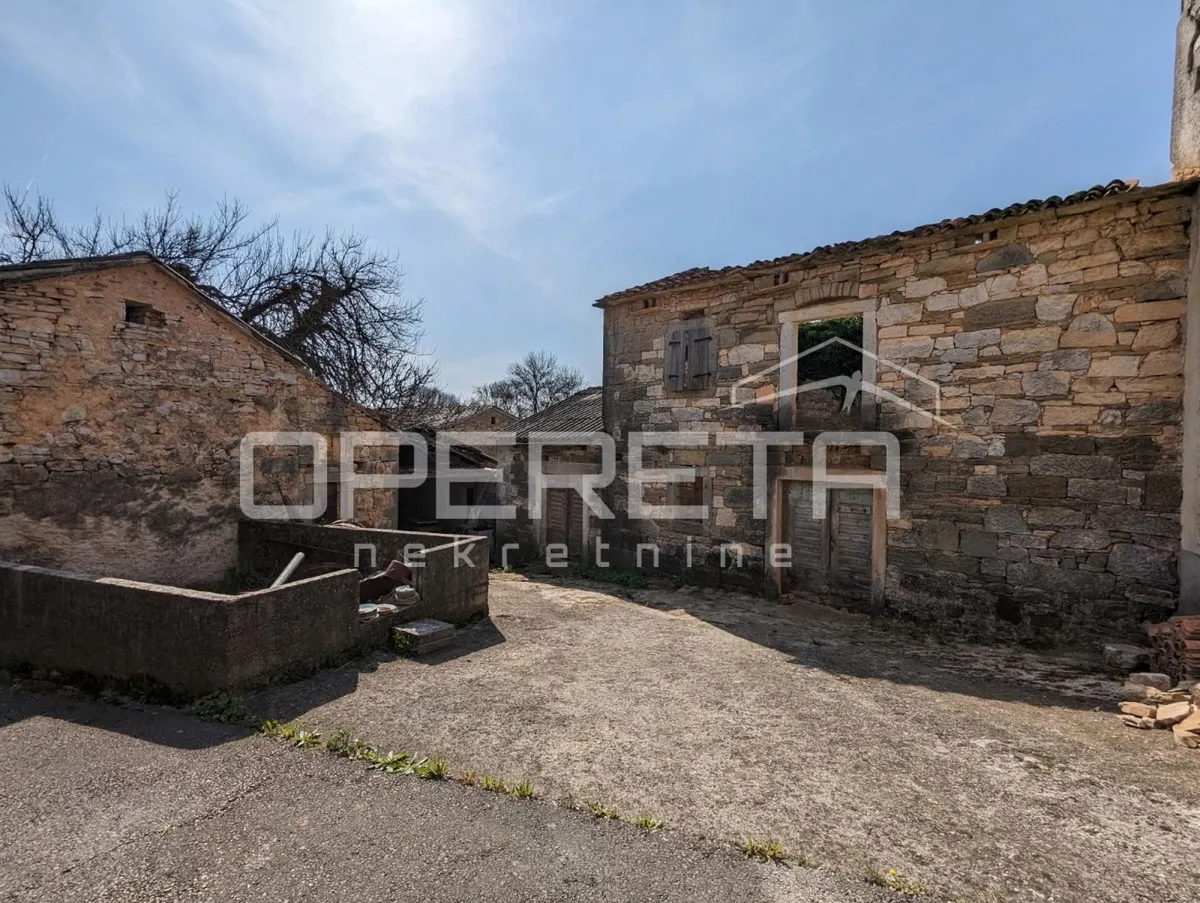 Kuća - Karojba, Karojba, Karojba, 147m2