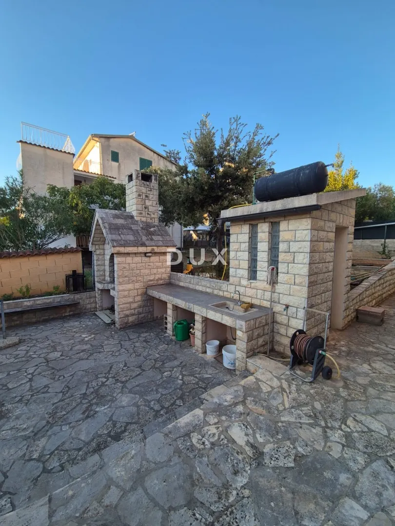 Kuća - Sveti Filip I Jakov, 258m2