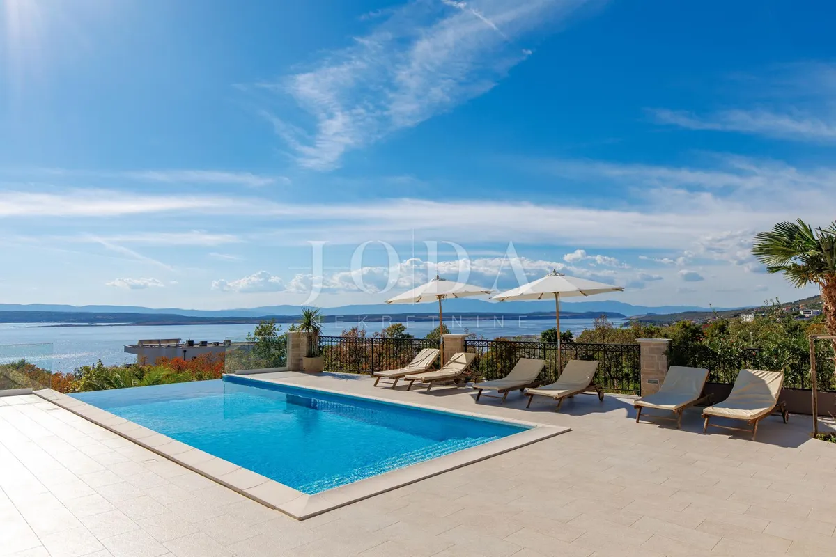 Kuća - Crikvenica, 538m2