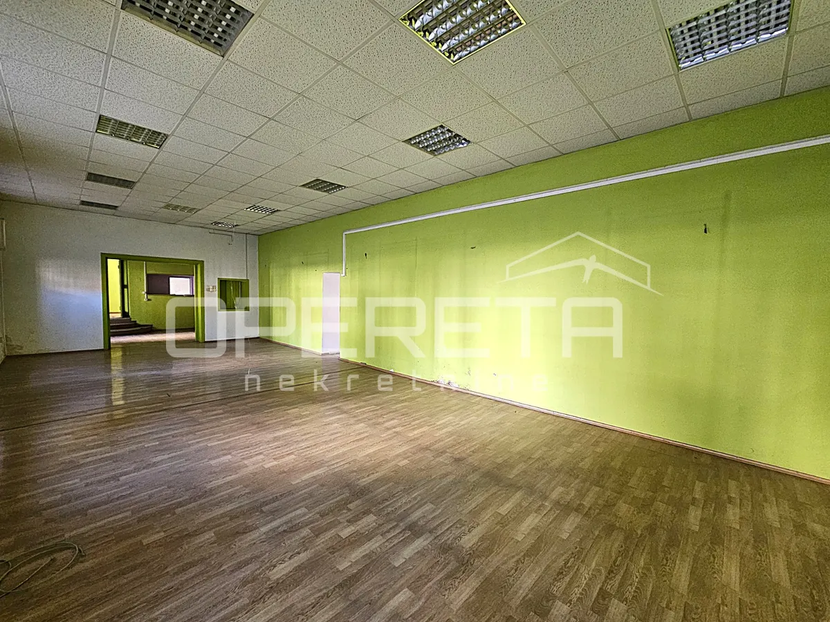 Poslovni Prostor - Ulica kneza Braninira, Kaštela, Kaštela, 150m2