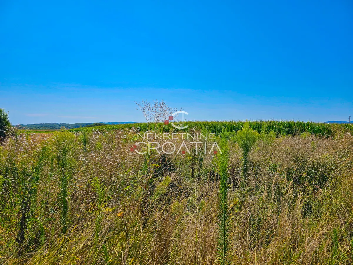 Land - Varaždin, 1690m2