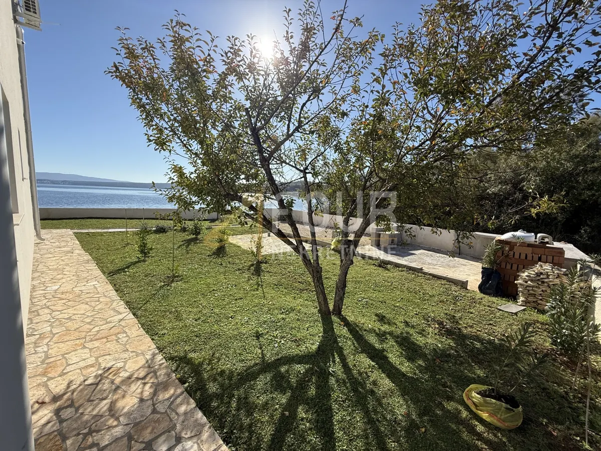 Kuća - Posedarje, 190m2