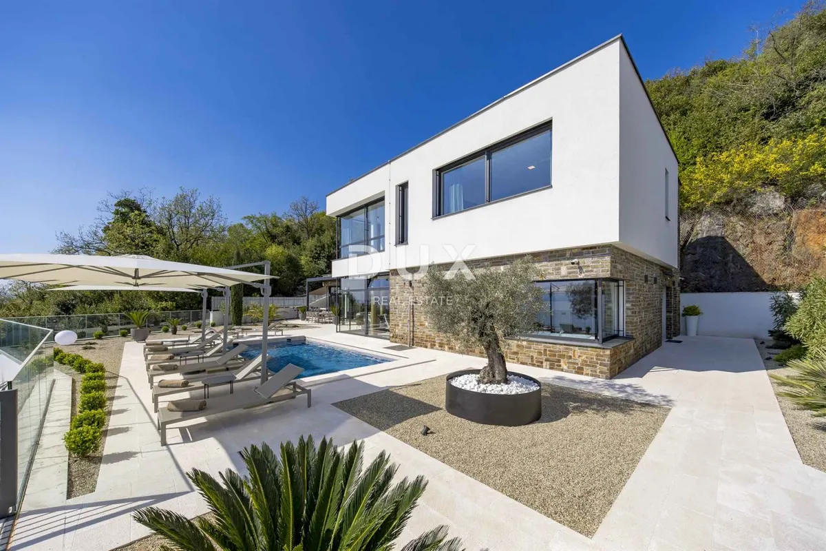 Kuća - Opatija, 350m2