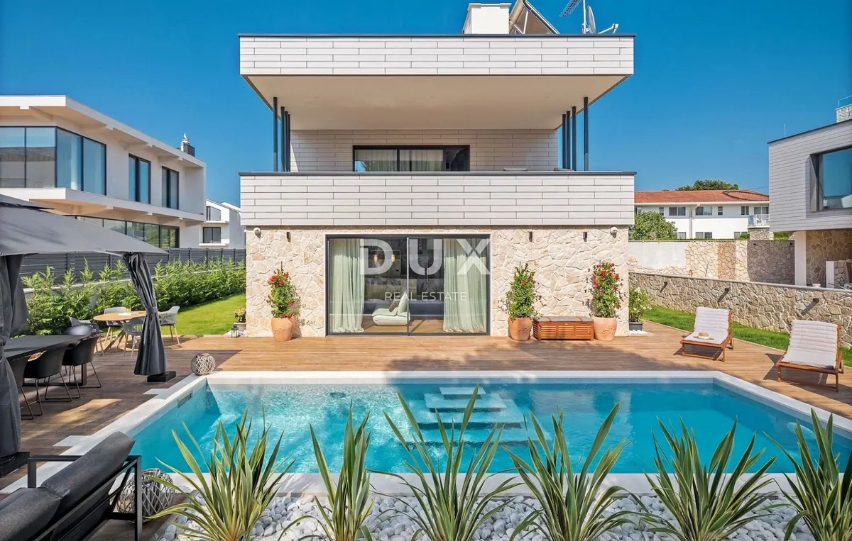 Kuća - Poreč, 180m2