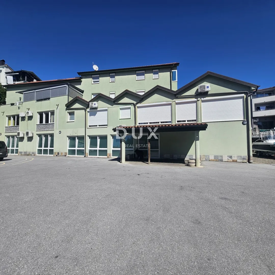Poslovni Prostor - Viškovo, 443m2
