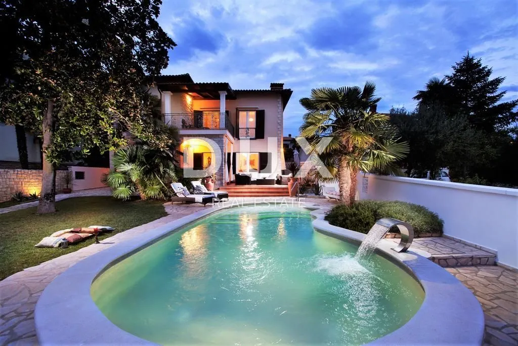 House - Umag, 480m2