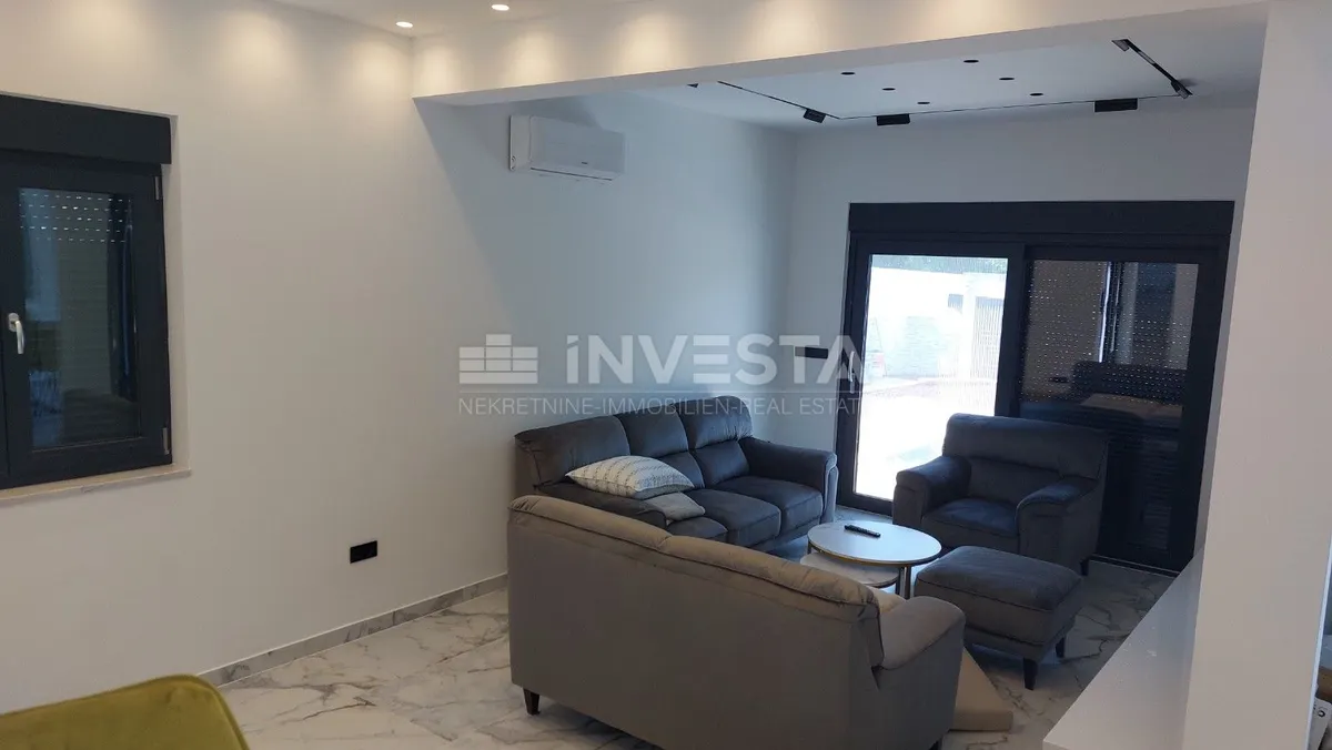 Kuća - Poreč, 200m2