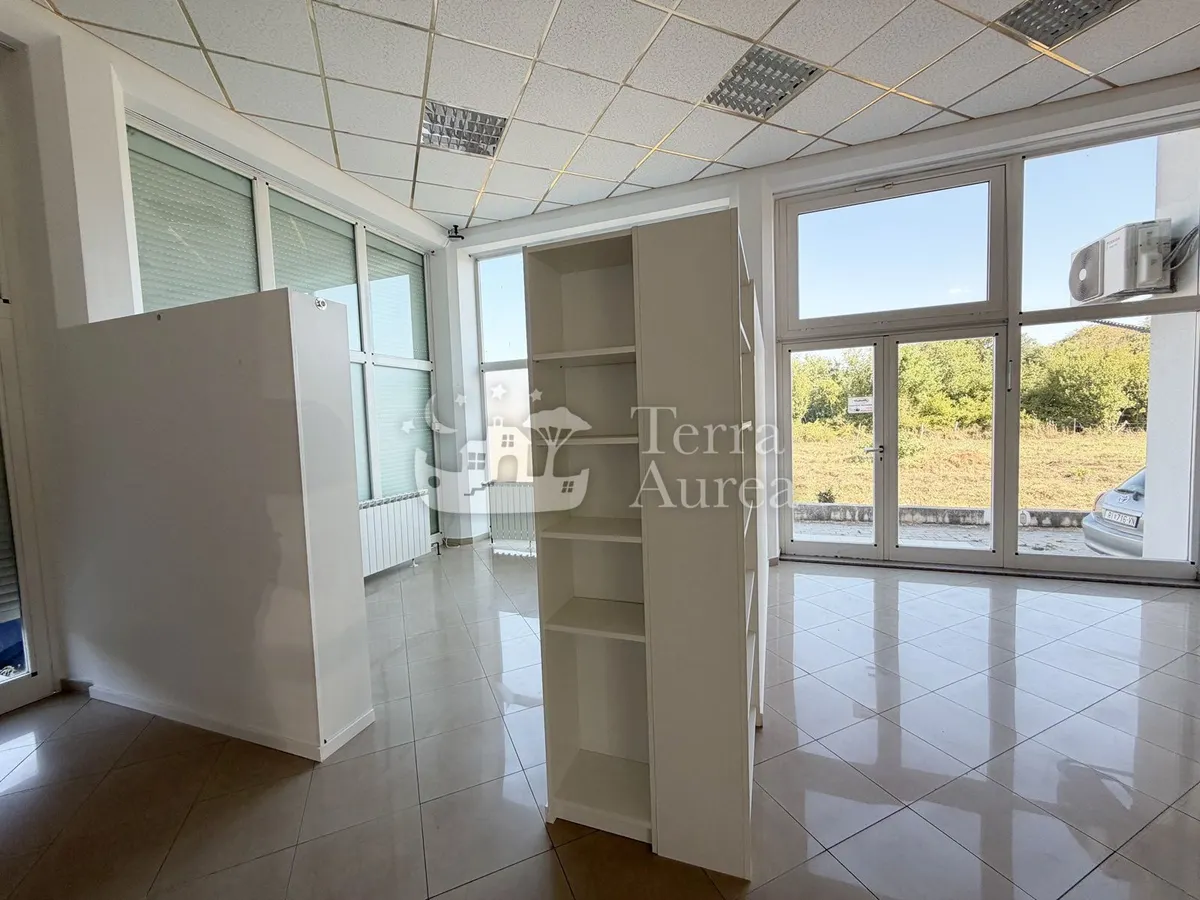 Poslovni Prostor - Malinska-Dubašnica, 50m2