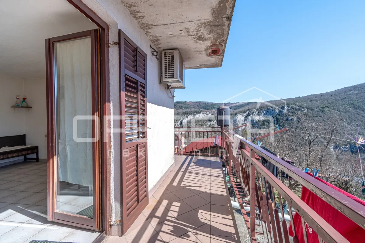 Kuća - Buzet, Buzet, Buzet, 350m2