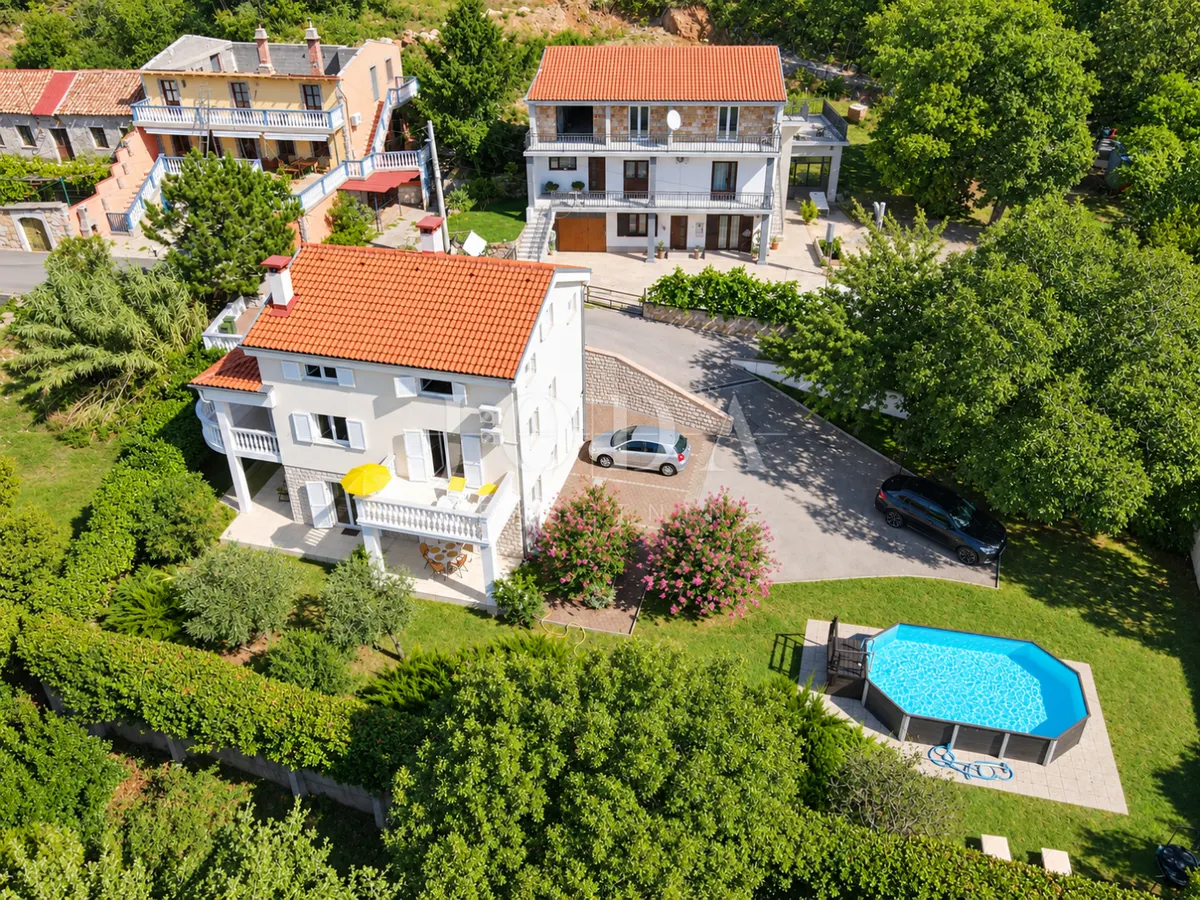 Kuća - Vinodolska Općina, 278m2