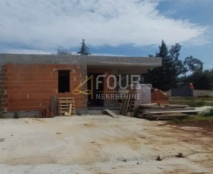 Kuća - Ližnjan, 150m2