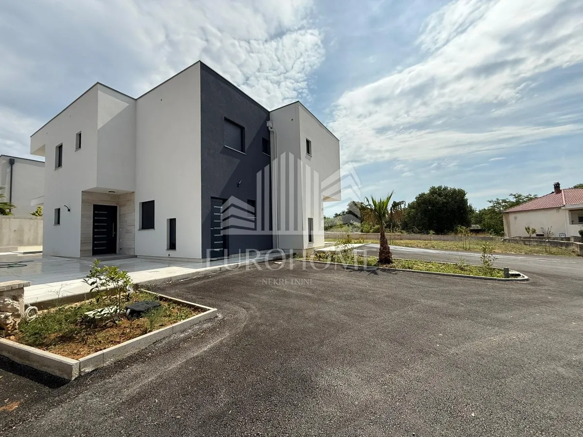 Kuća - Nin, 115m2