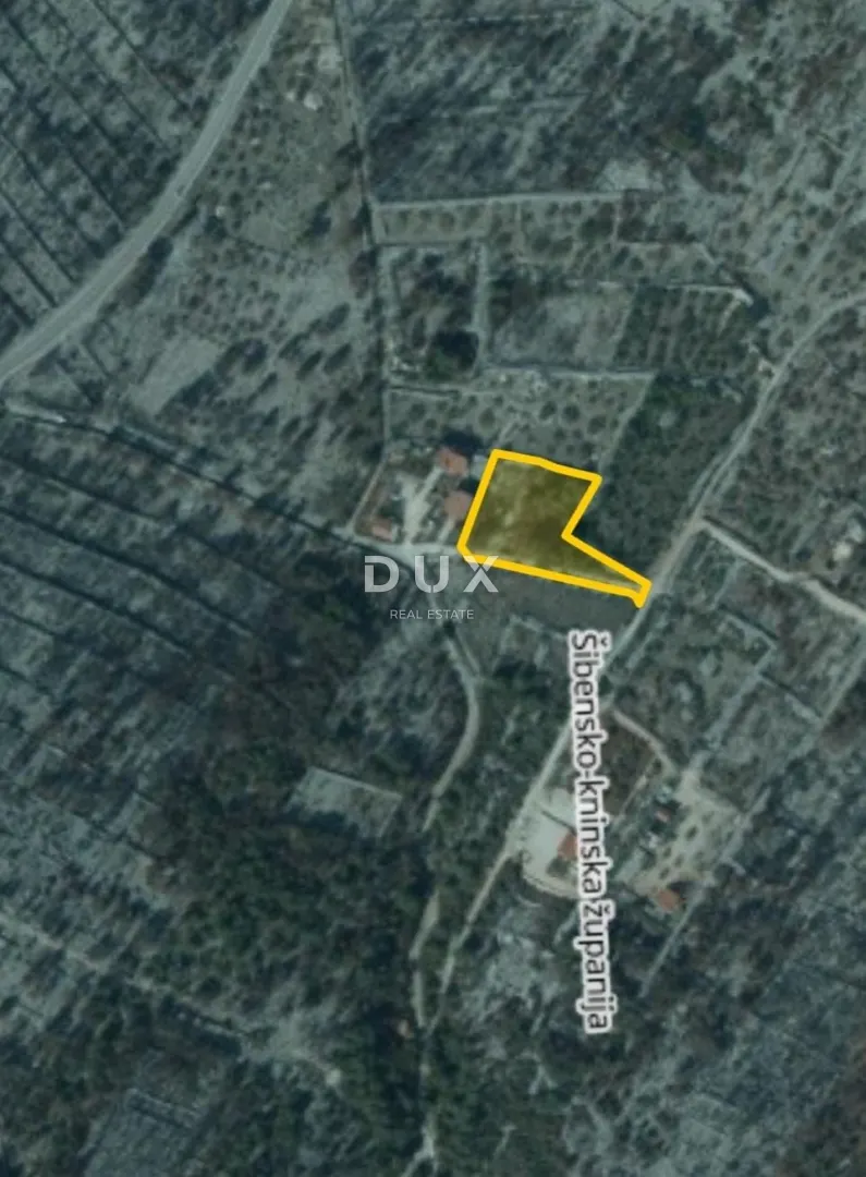 Zemljište - Šibenik - Okolica, 2500m2