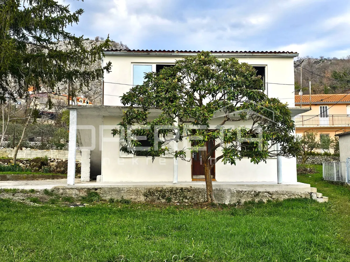 Kuća - Mandušića ulica, Šestanovac, Šestanovac, 118m2