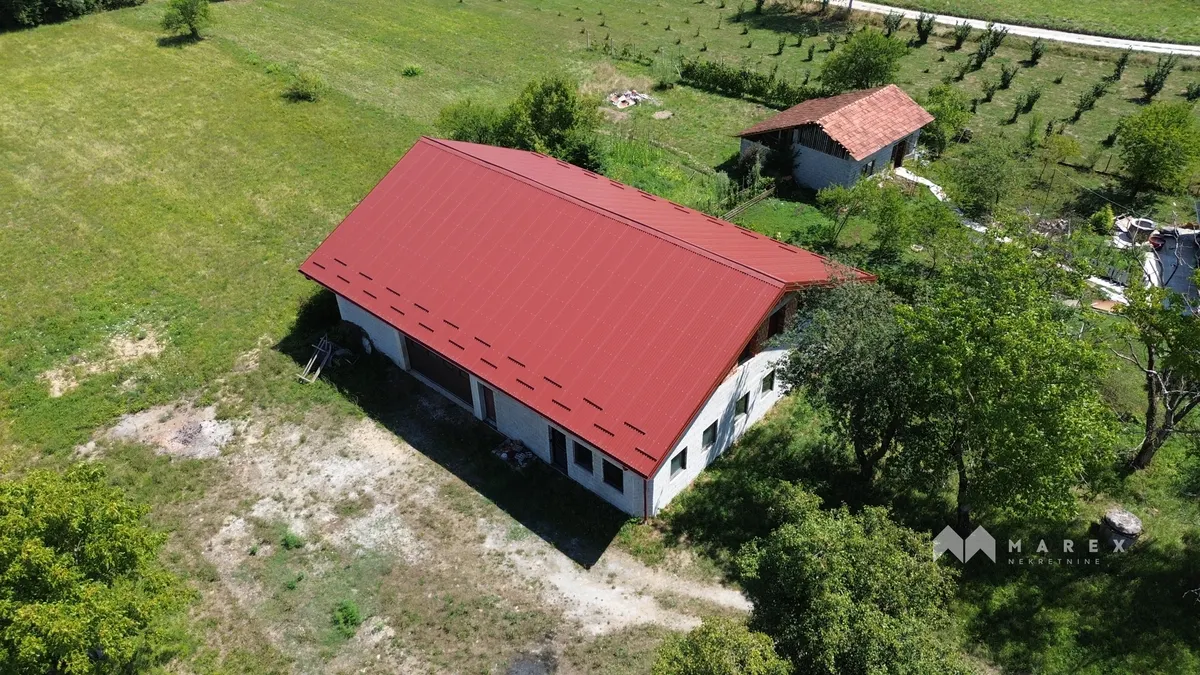 Poslovni Prostor - Oroslavje, 195m2