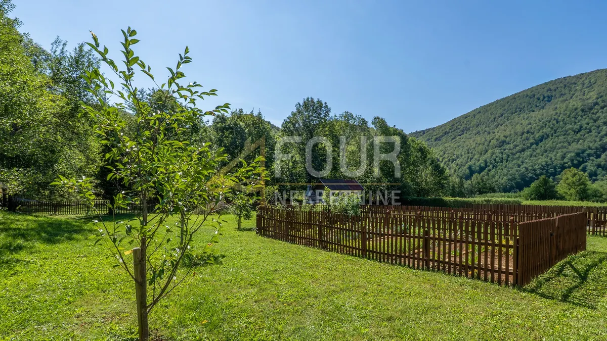 Kuća - Mrkopalj, 200m2