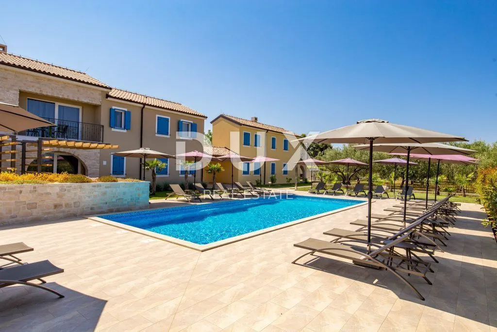 Kuća - Poreč, 800m2