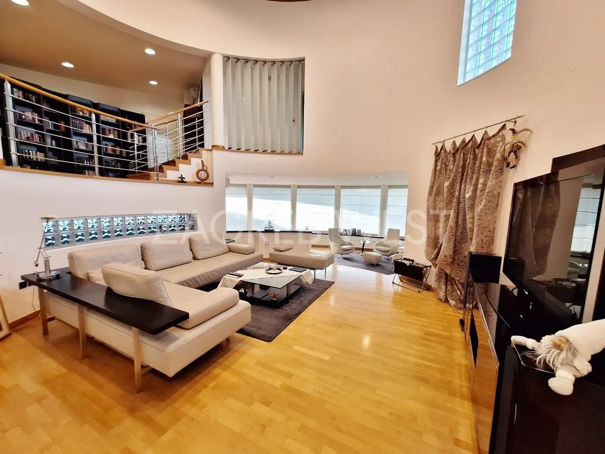 Kuća - Zagreb, 430m2