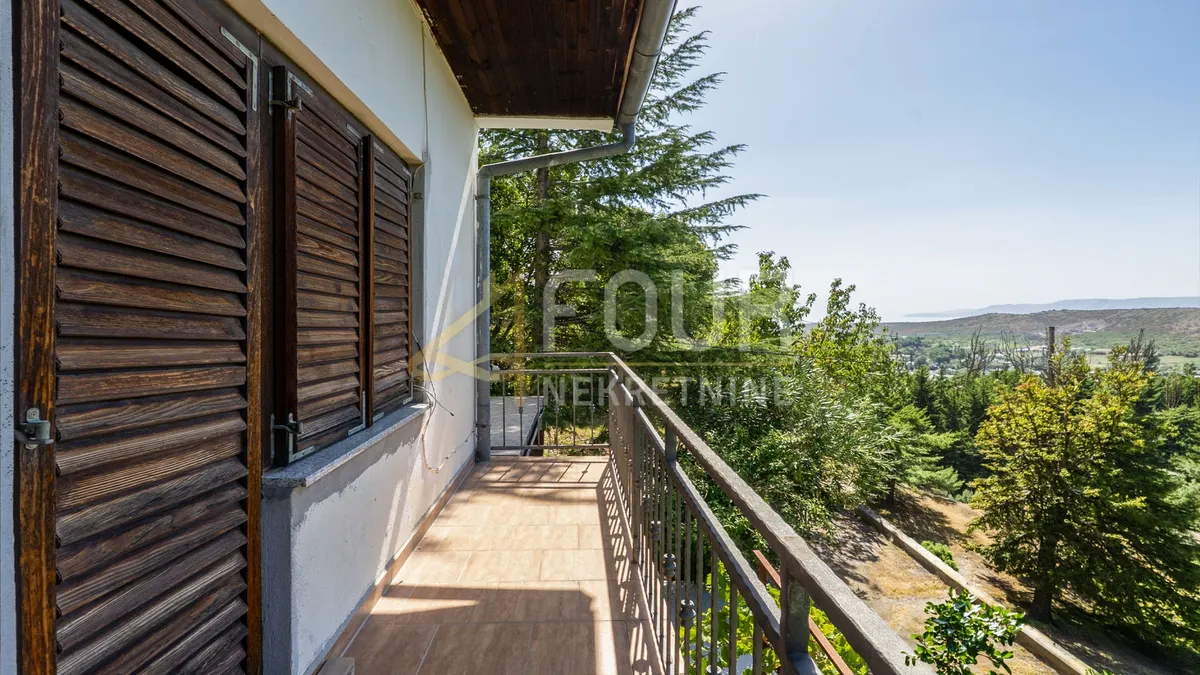 Kuća - Vinodolska Općina, 182m2