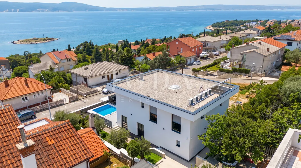 Kuća - Novi Vinodolski, 400m2