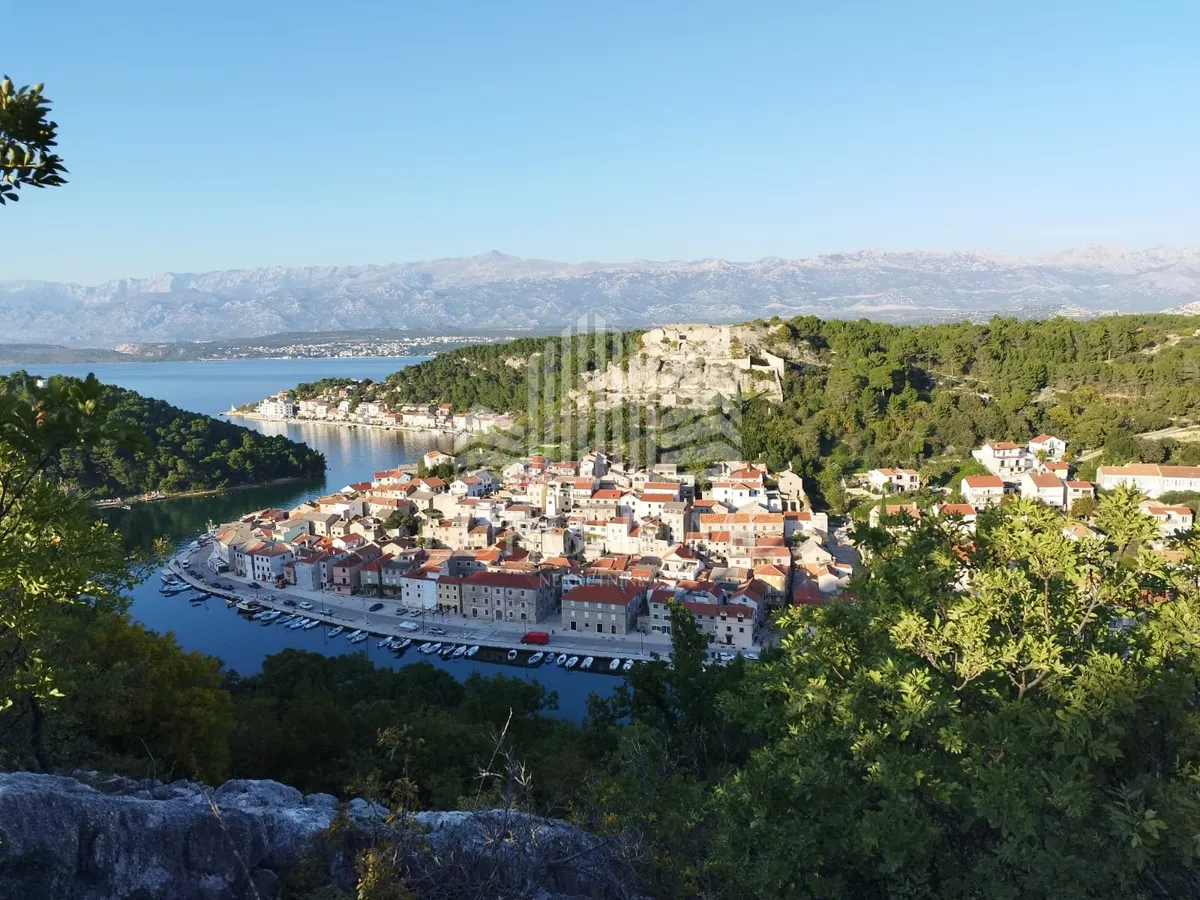 Zemljište - Novigrad, 1242m2