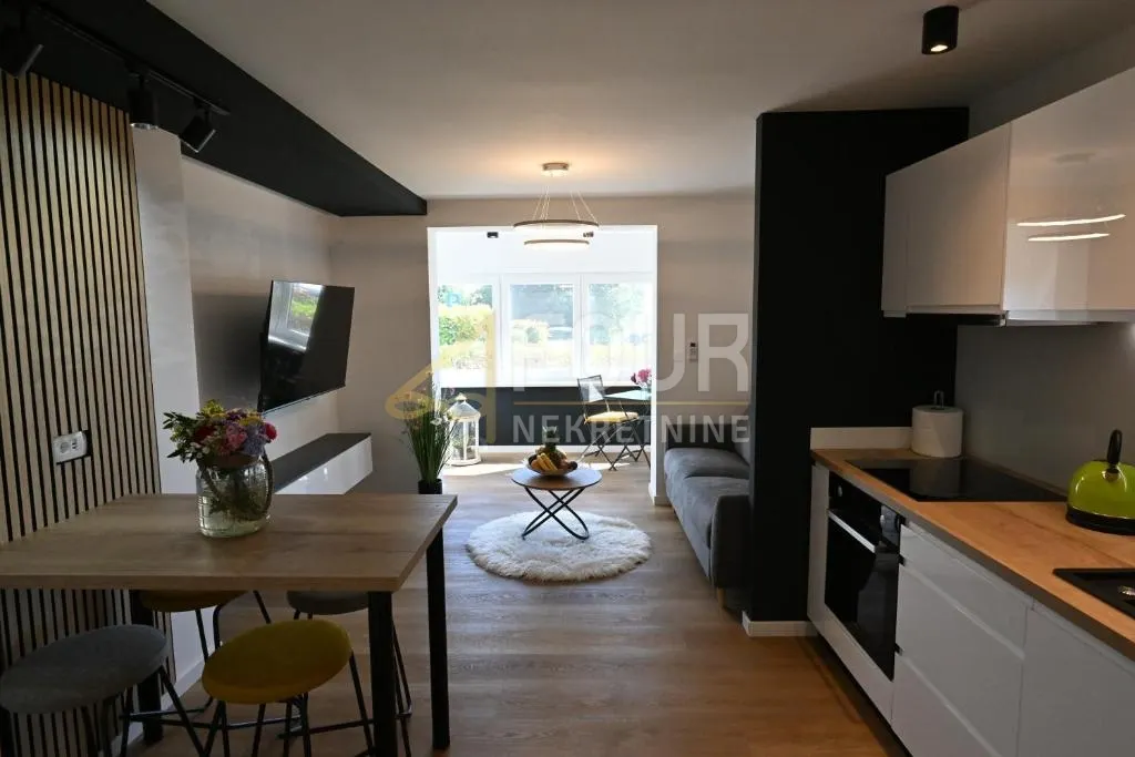 Stan - Kostrena, 34m2