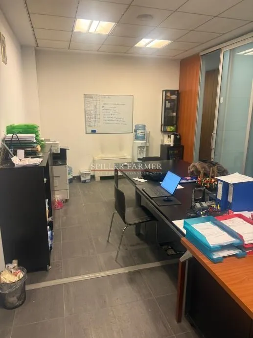 Poslovni Prostor - Resnički Gaj, Zagreb, 25m2