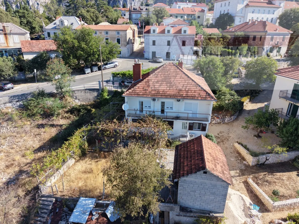 Kuća - Imotski, 378m2