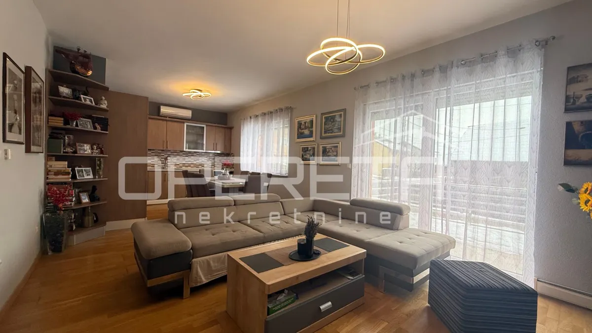 Kuća - Nova cesta, Velika Gorica - okolica, Velika Gorica-okolica, 237m2