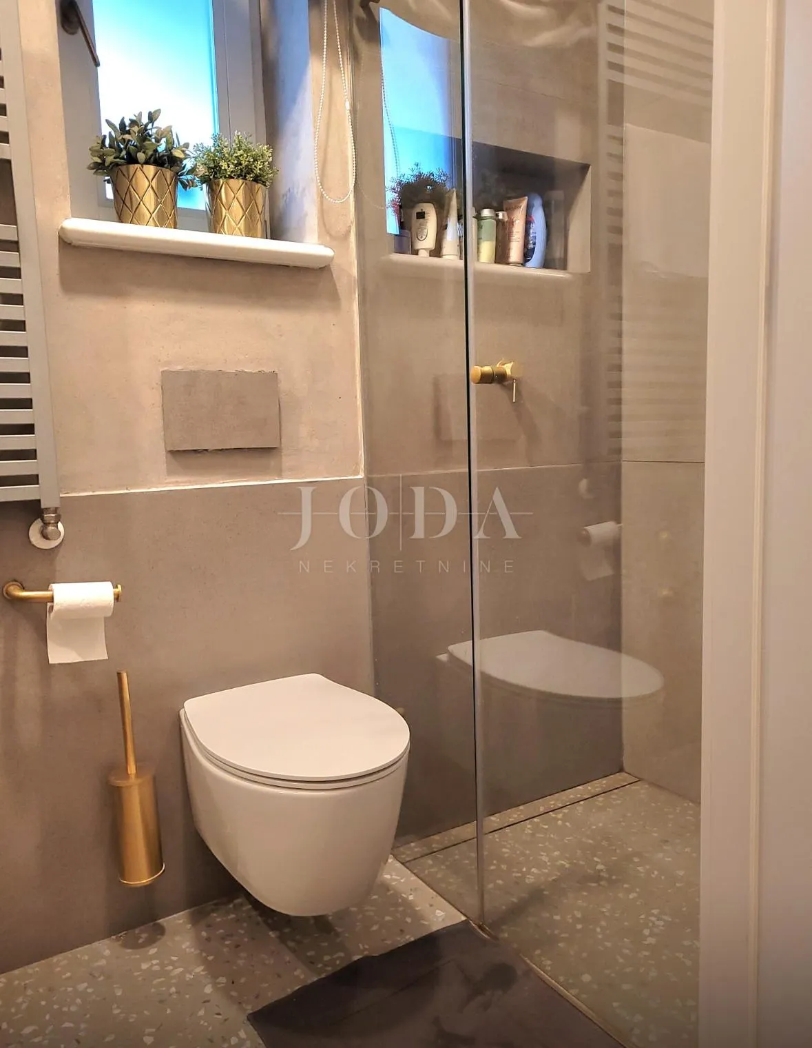 Apartment - Donji Grad, 145m2