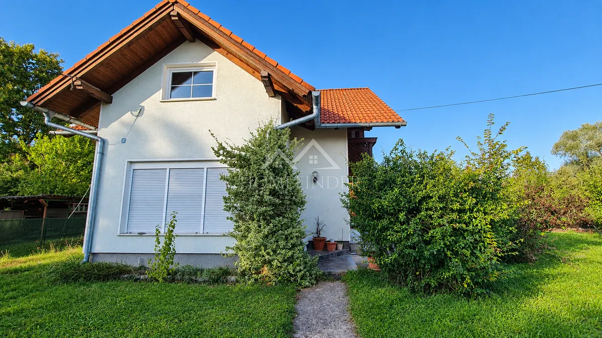 Kuća - Jakovlje, 68m2