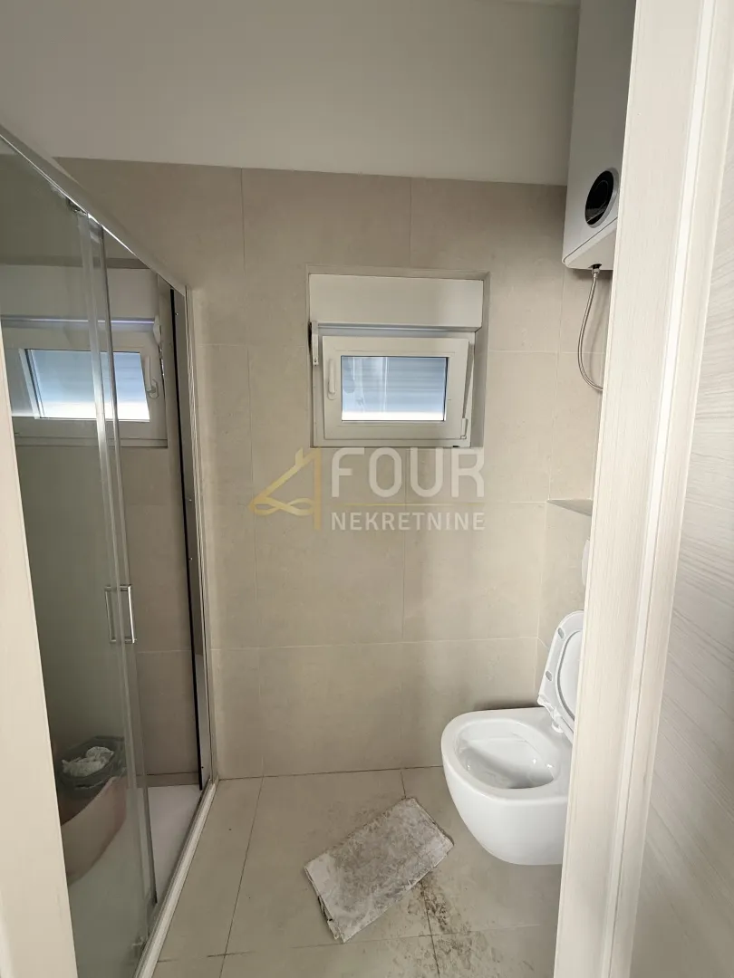 Poslovni Prostor - Rijeka, 130m2