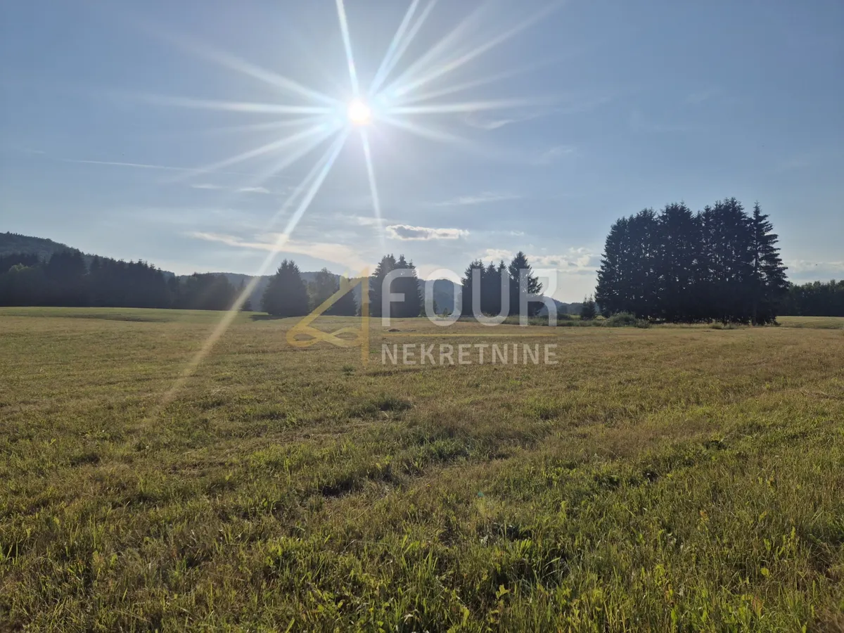 Zemljište - Ravna Gora, 565m2