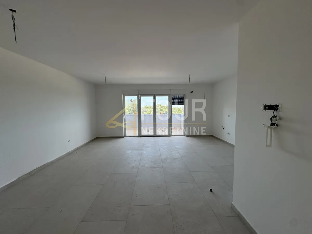 Kuća - Vodnjan, 270m2