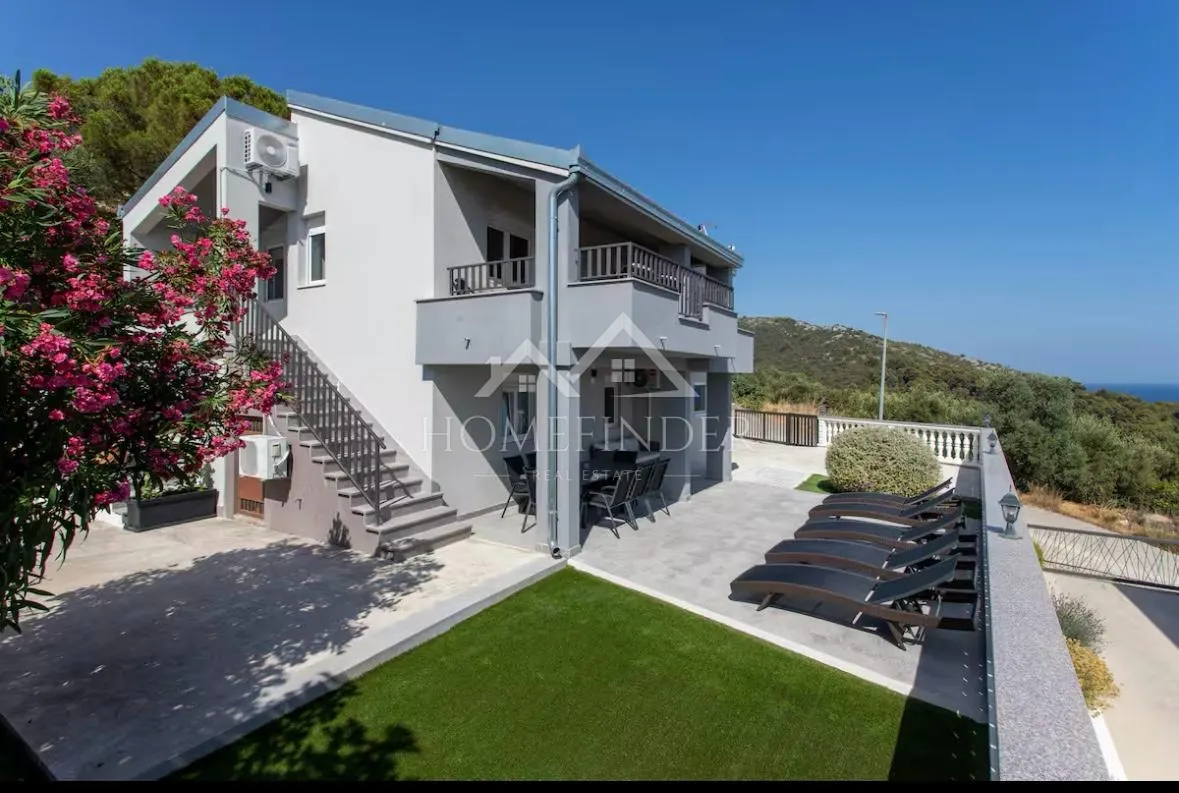 House - Trogir, 139m2