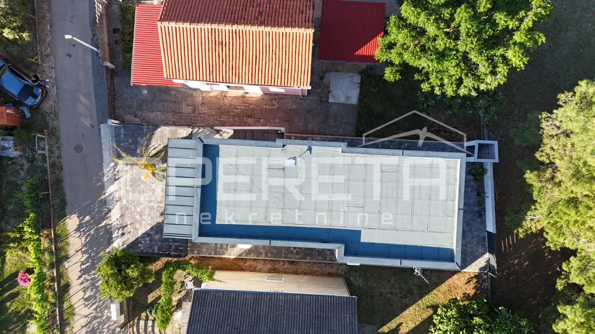 Kuća - Prilaz kralja Tomislava II 12, Vir, Vir, 170m2