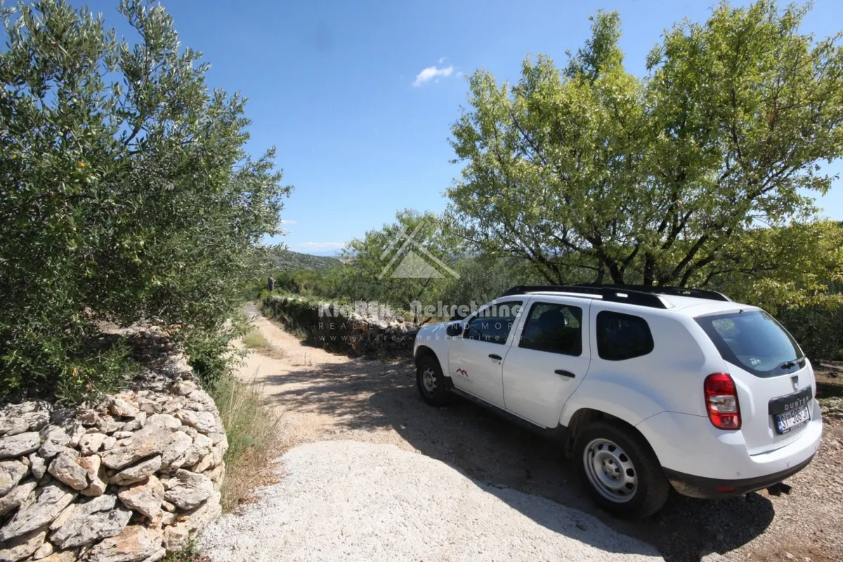 Zemljište - Vodice, 11600m2
