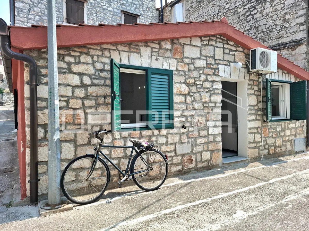 Kuća - Milna, Milna, Milna, 65m2