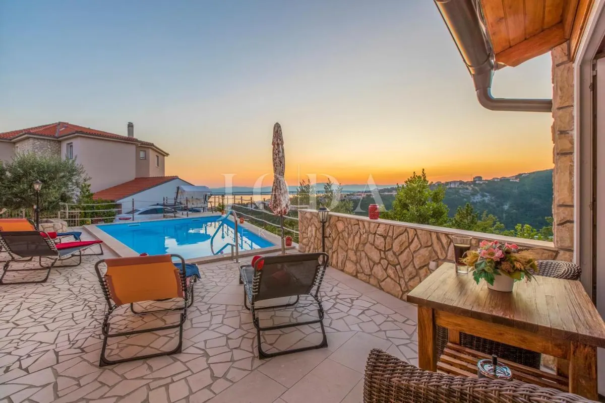 Kuća - Crikvenica, 440m2