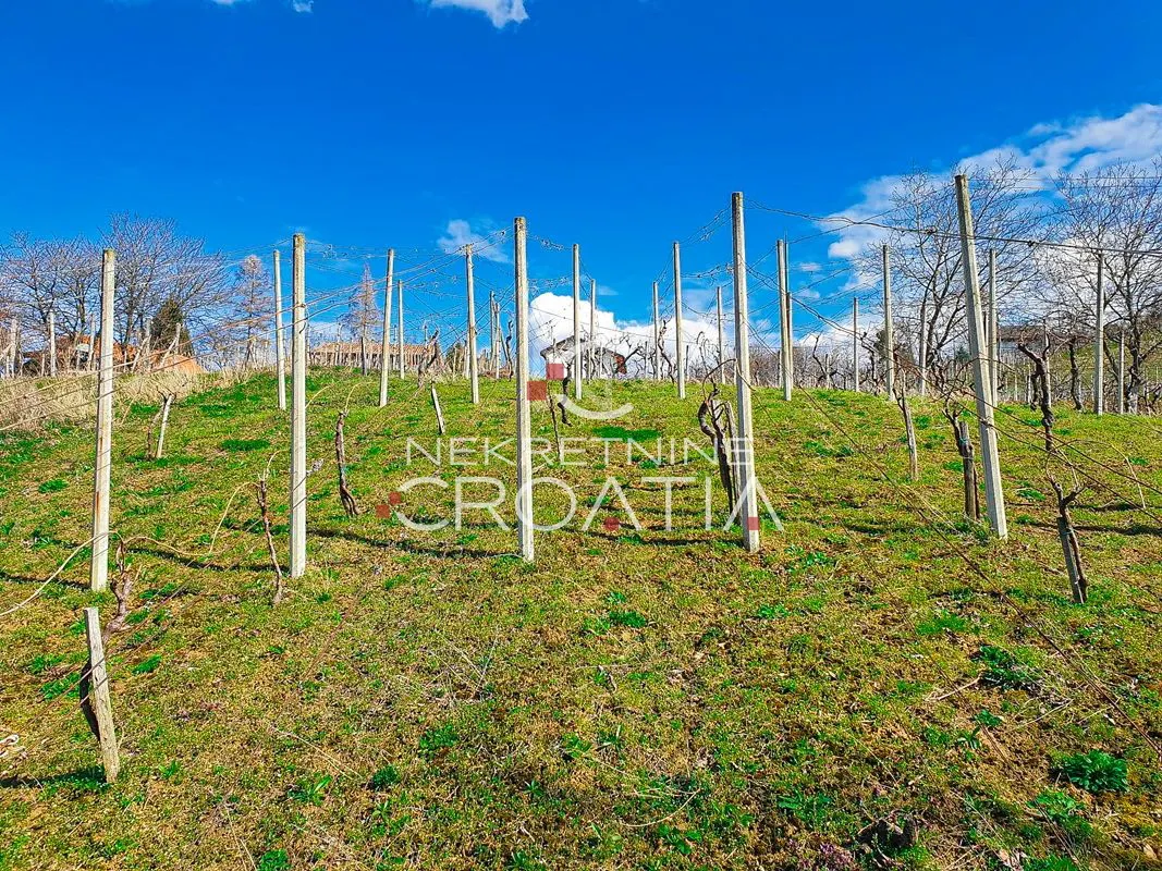 Land - Ivanec, 2380m2