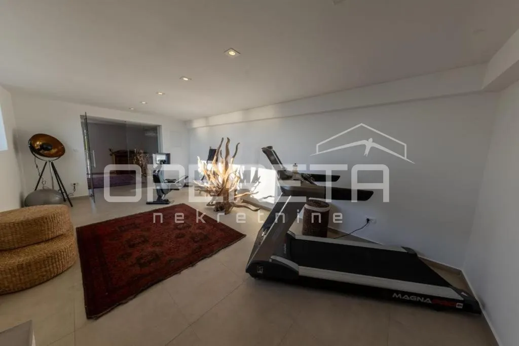Kuća - Sveta Jelena, Mošćenička Draga, Mošćenička Draga, 473m2