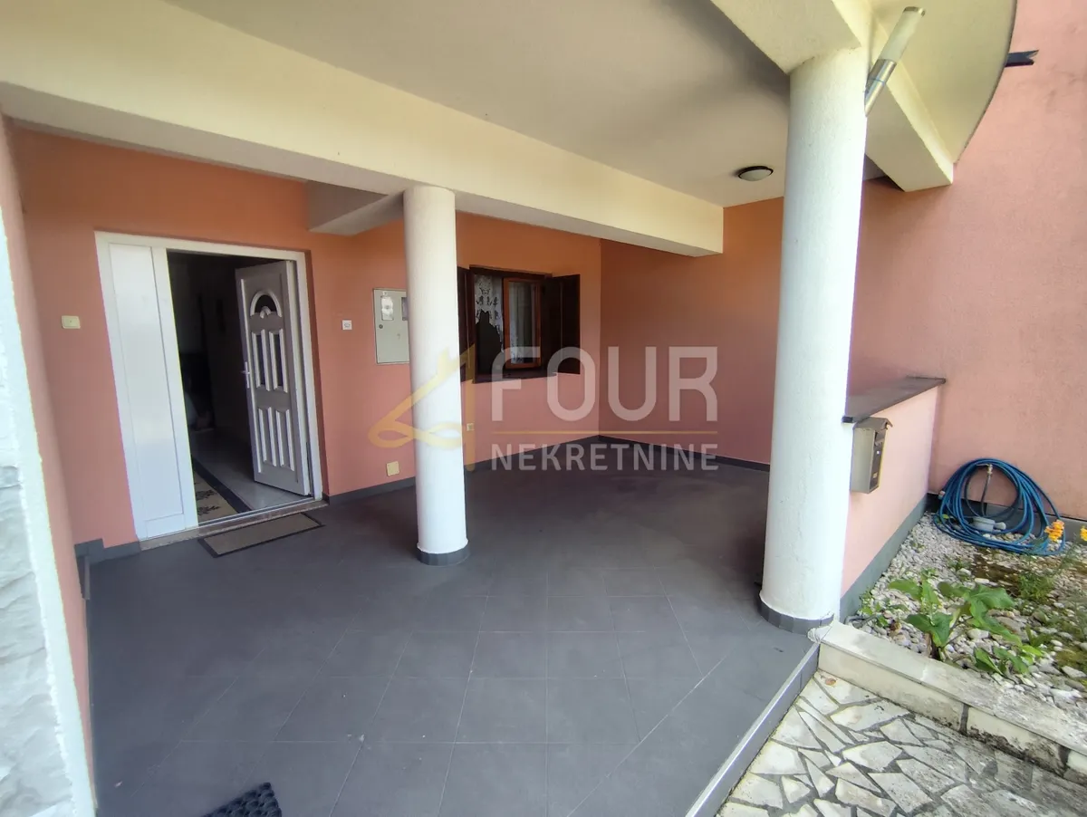 Kuća - Labin, 620m2