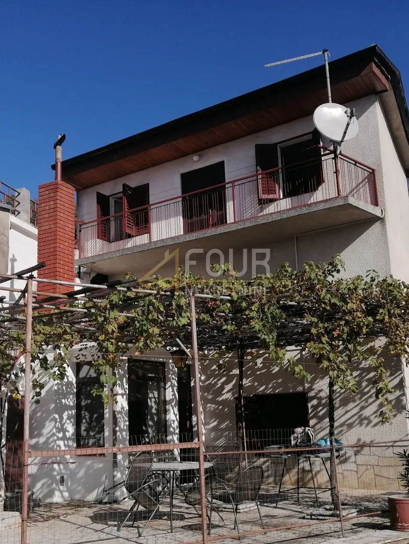 Kuća - Novi Vinodolski, 133m2