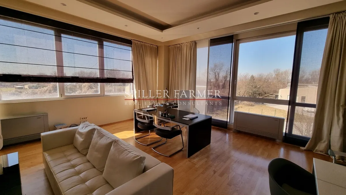 Poslovni Prostor - Savica - Šanci, Zagreb, 1050m2